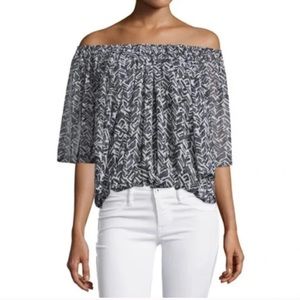 ❄️MISA Gemma Off Shoulder Top❄️